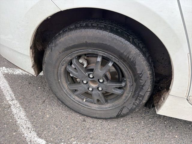 Used 2013 Toyota Prius Three image 14