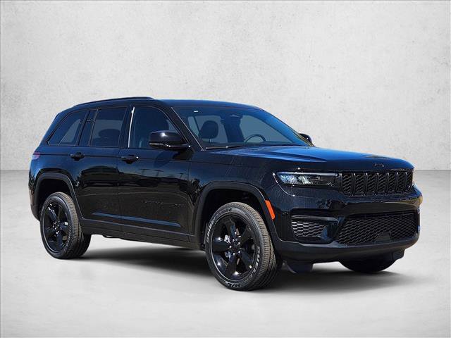 New 2025 Jeep Grand Cherokee Altitude image 7