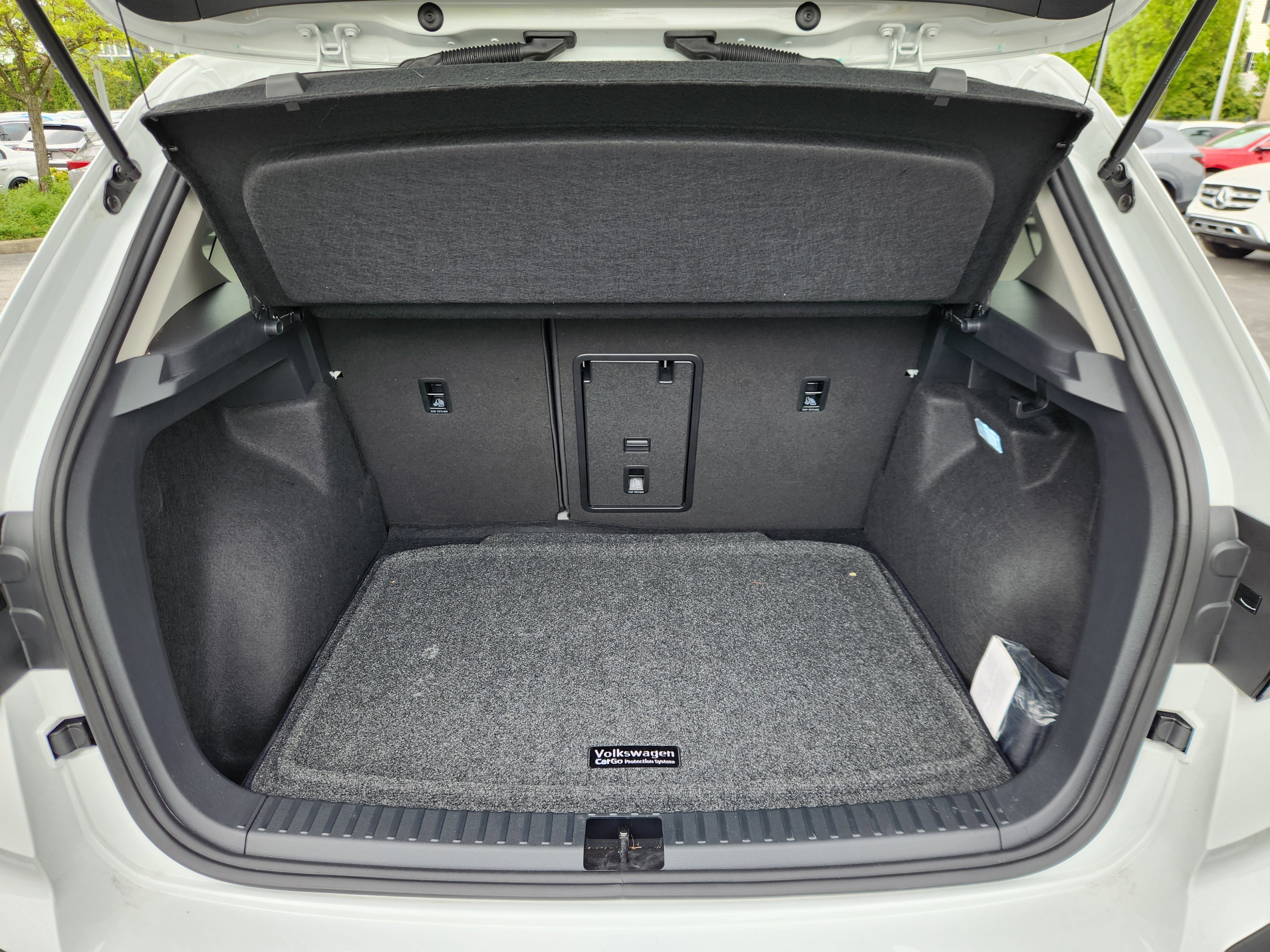 Certified 2025 Volkswagen Taos SEL w/ Black Wheel Plus Package AWD/4WD image 20