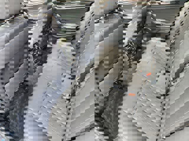 Used 2021 BMW 530i xDrive w/ Convenience Package image 12