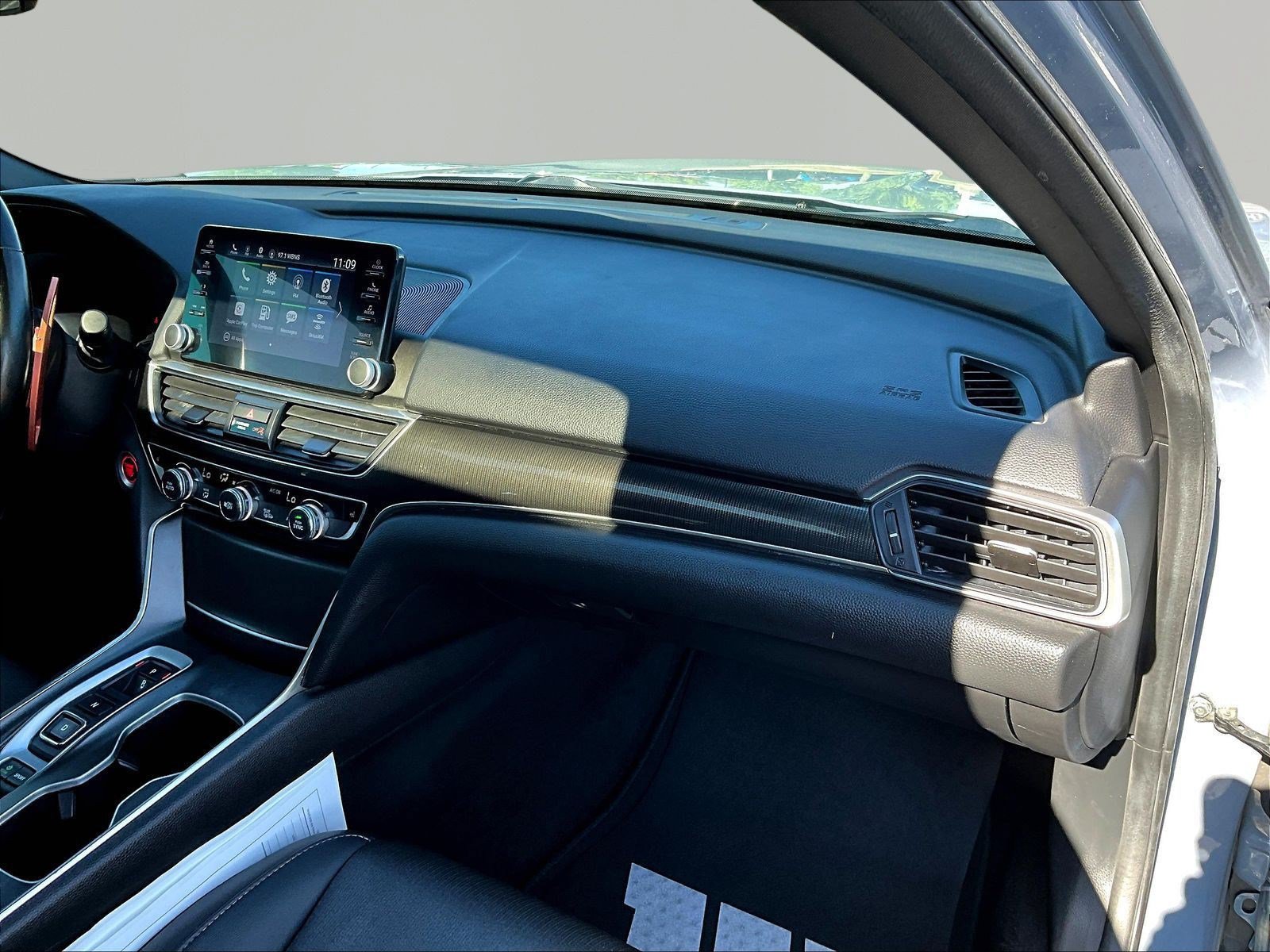 Used 2021 Honda Accord Sport image 26