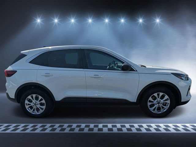 Used 2023 Ford Escape Active AWD/4WD image 2