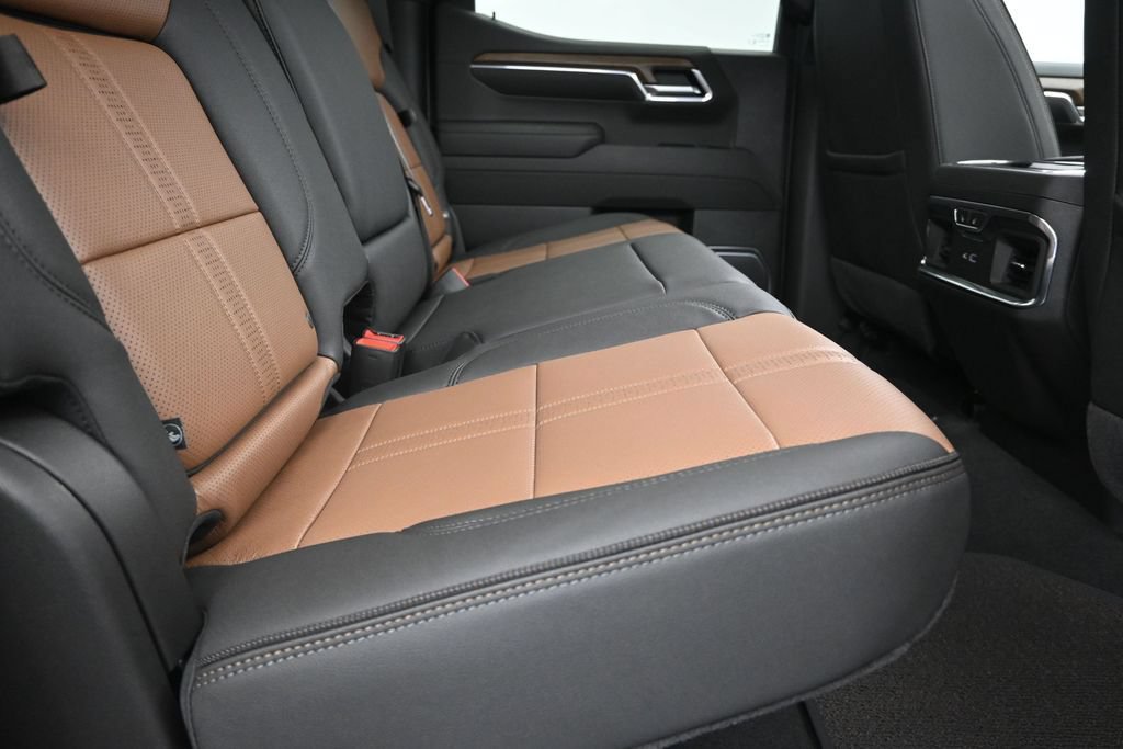 New 2026 Chevrolet Silverado 1500 High Country w/ Technology Package AWD/4WD image 24