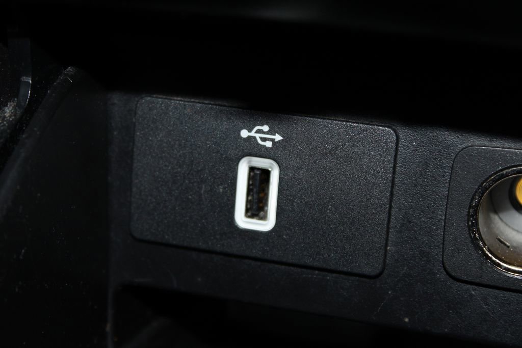 Used 2019 Ford Explorer XLT w/ Equipment Group 202A image 47