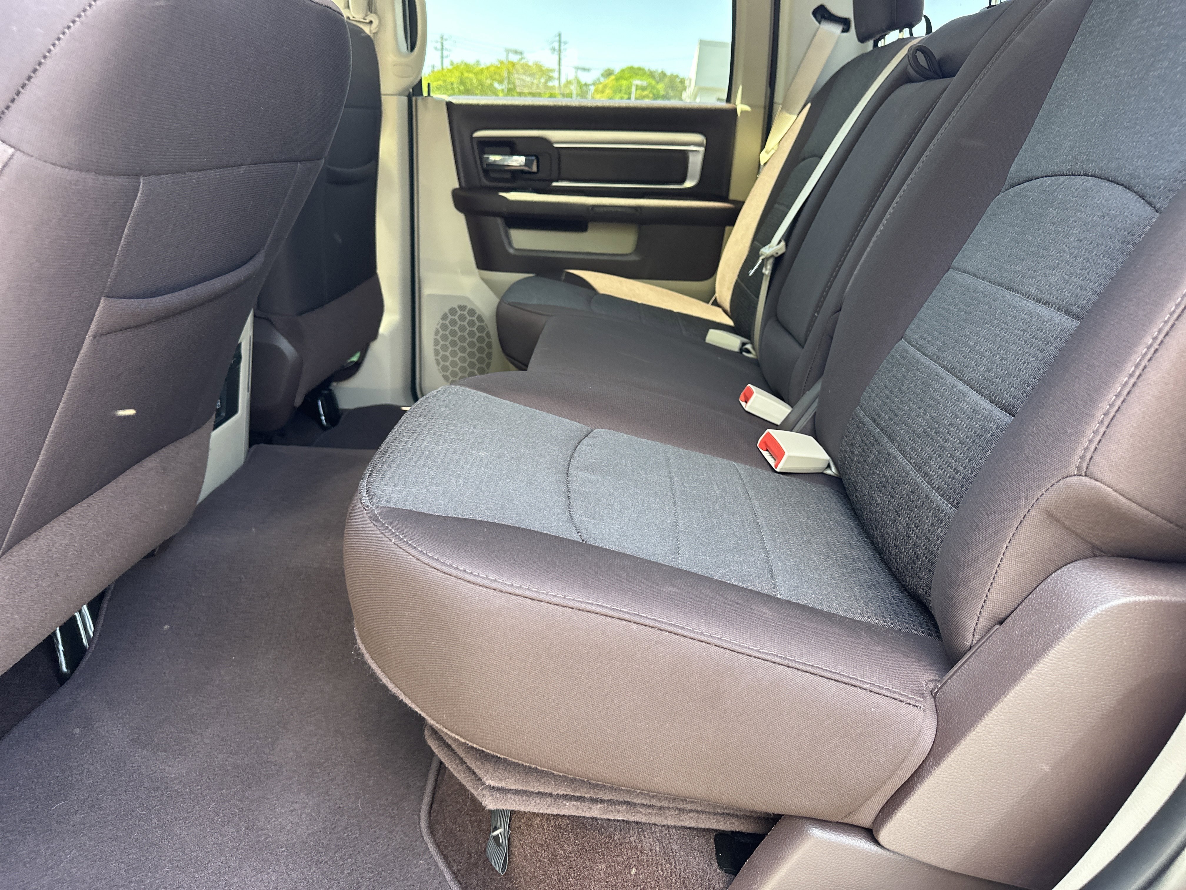 Used 2017 RAM 1500 Big Horn image 23