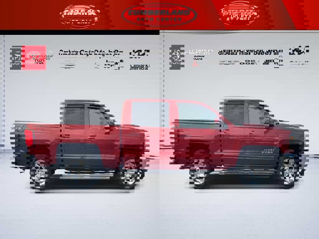 Used 2018 Chevrolet Silverado 1500 LT w/ LT Eassist Package image 9