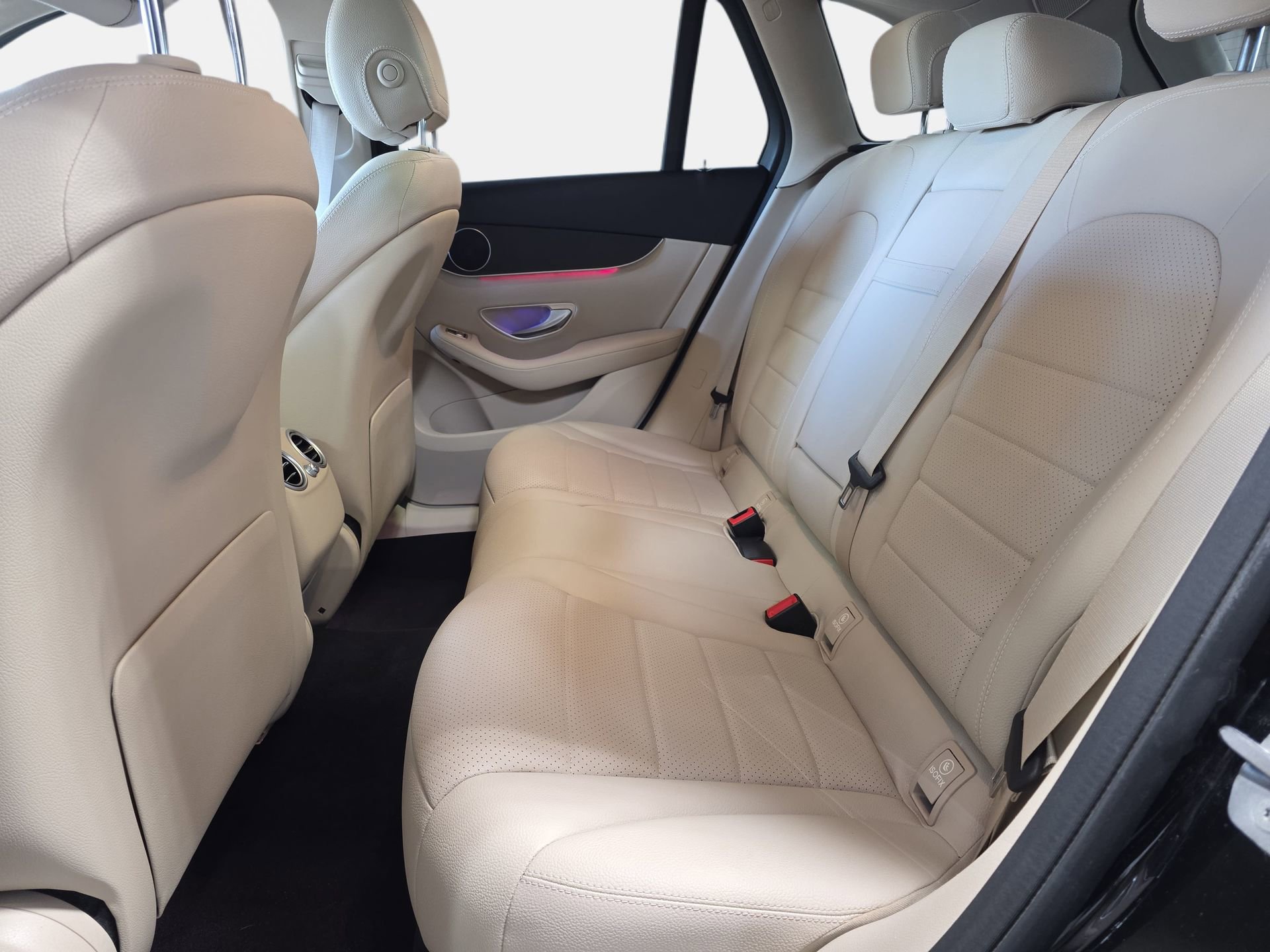 Used 2021 Mercedes-Benz GLC 300 4MATIC image 14
