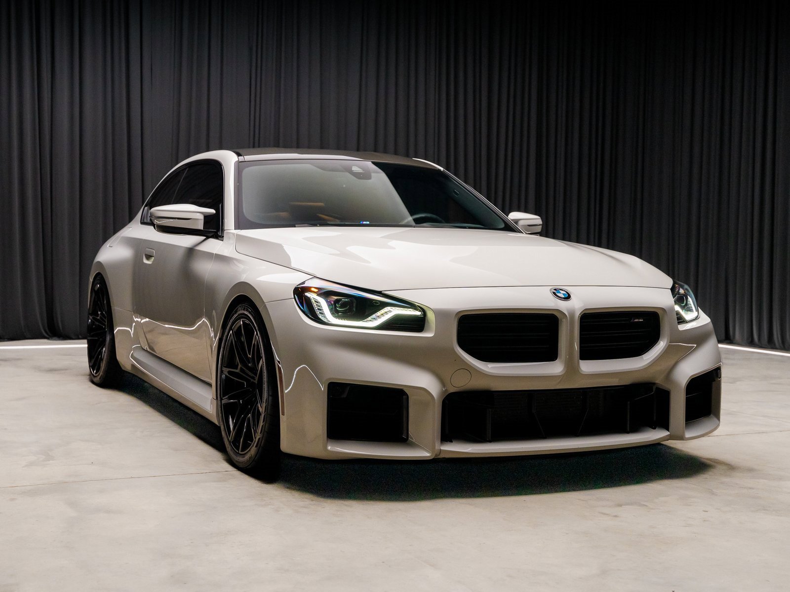 Used 2024 BMW M2 w/ Lighting Package image 15