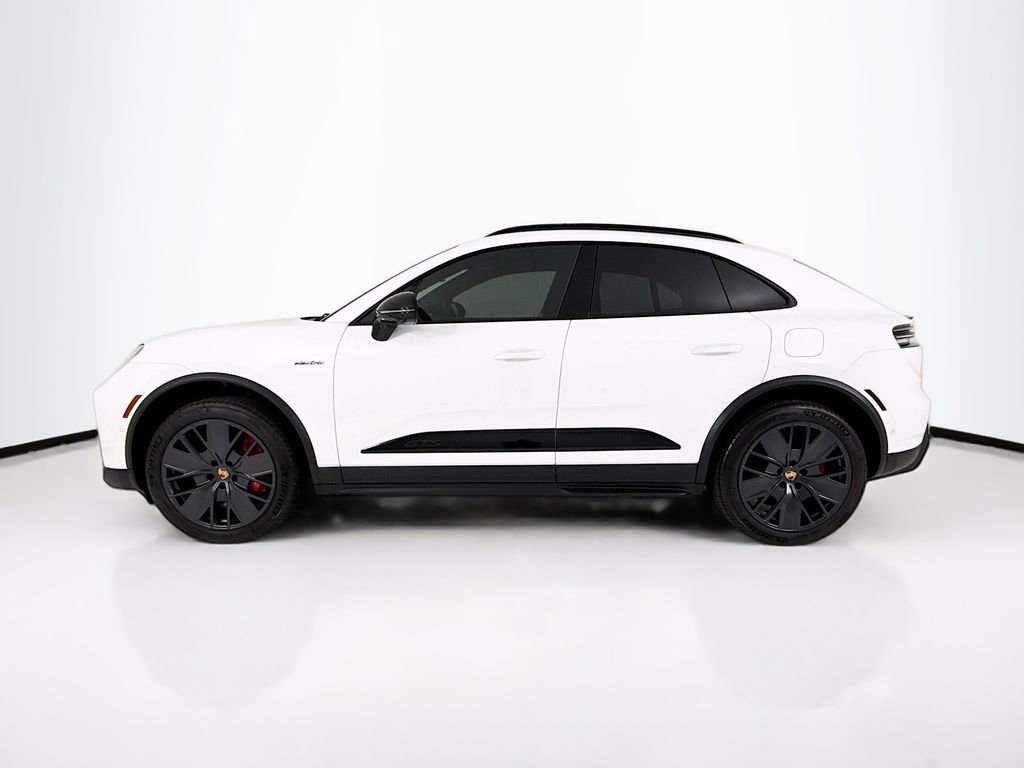 New 2026 Porsche Macan GTS Electric AWD/4WD image 2