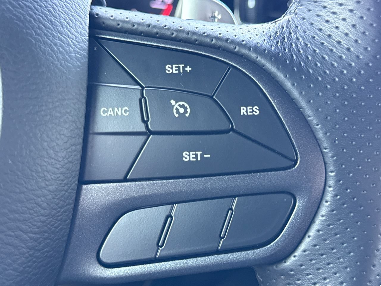Used 2023 Dodge Durango GT RWD image 25