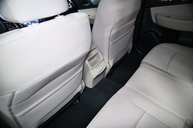 Used 2019 Subaru Outback 2.5i Premium image 40