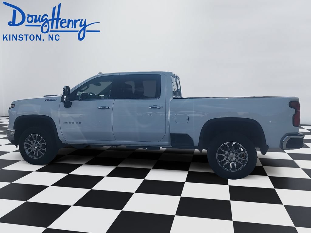 Used 2024 Chevrolet Silverado 2500 LTZ w/ LTZ Plus Package AWD/4WD image 2