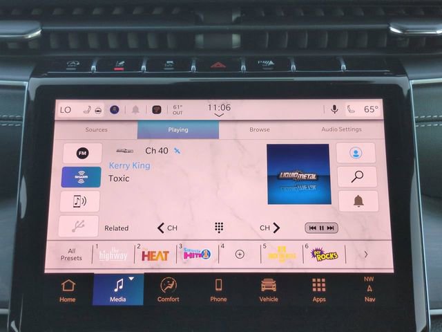 New 2025 Jeep Grand Cherokee Limited w/ Trailer Tow Package image 18