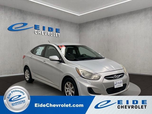 Used 2014 Hyundai Accent GLS image 1