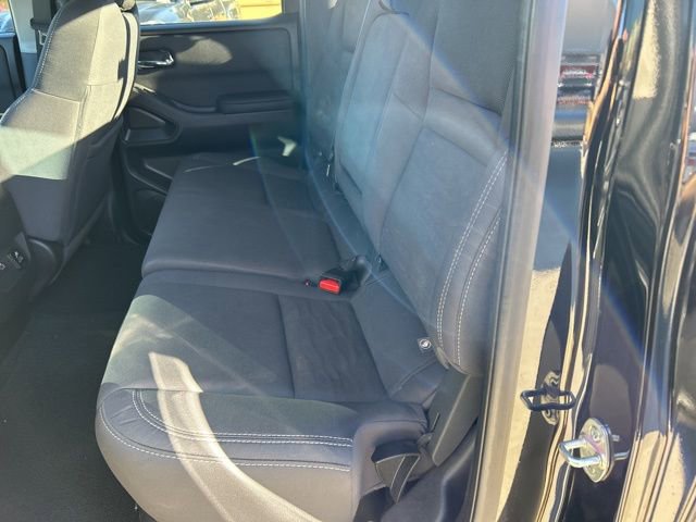 Used 2022 Nissan Frontier SV image 11