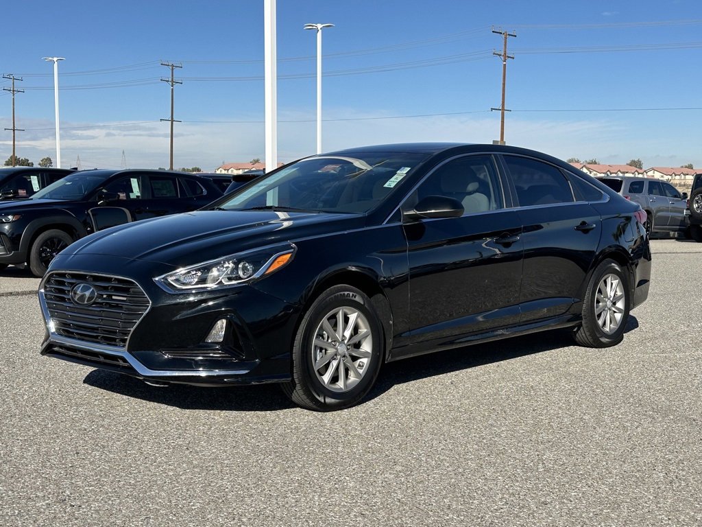 Used 2019 Hyundai Sonata SE image 2