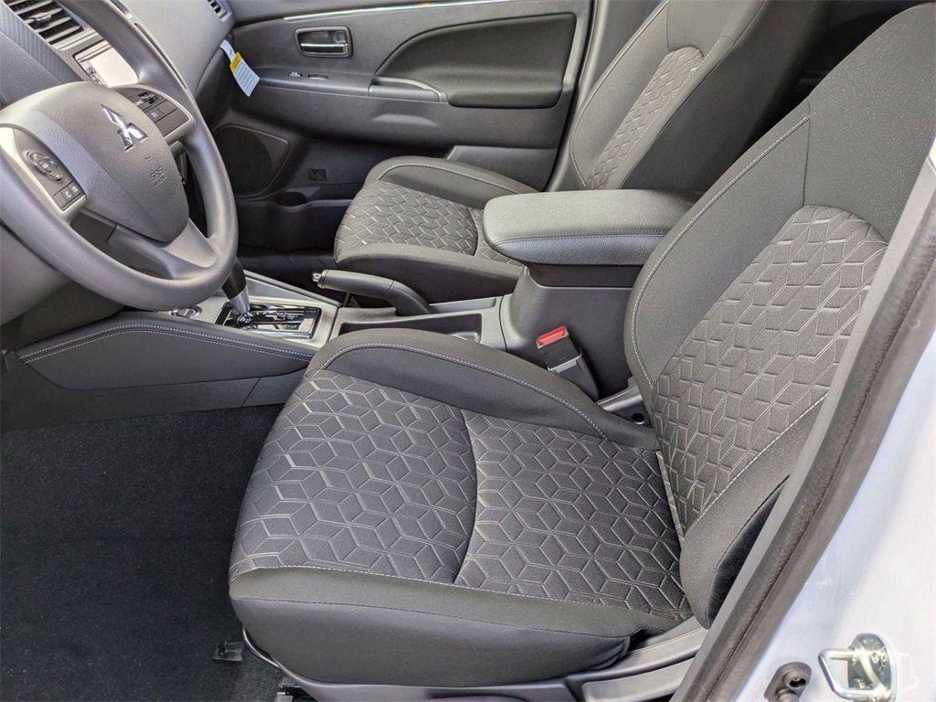 New 2025 Mitsubishi Outlander Sport ES image 12