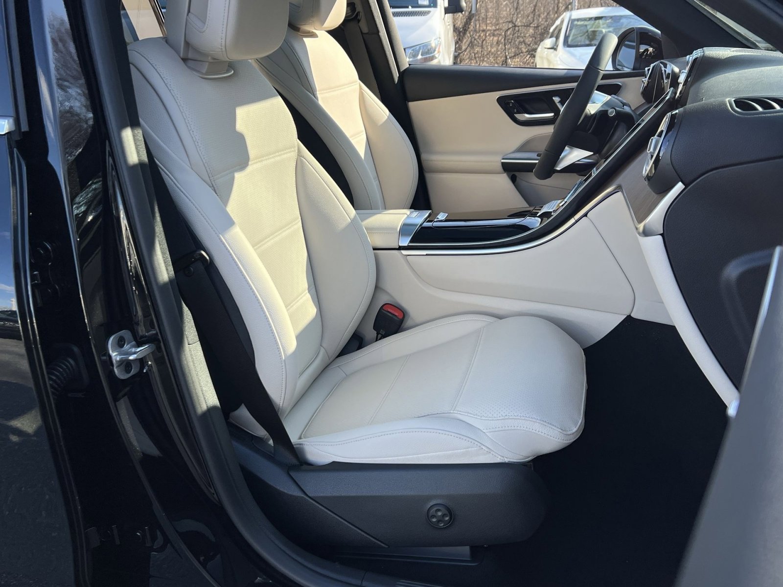 New 2026 Mercedes-Benz GLC 300 4MATIC image 26