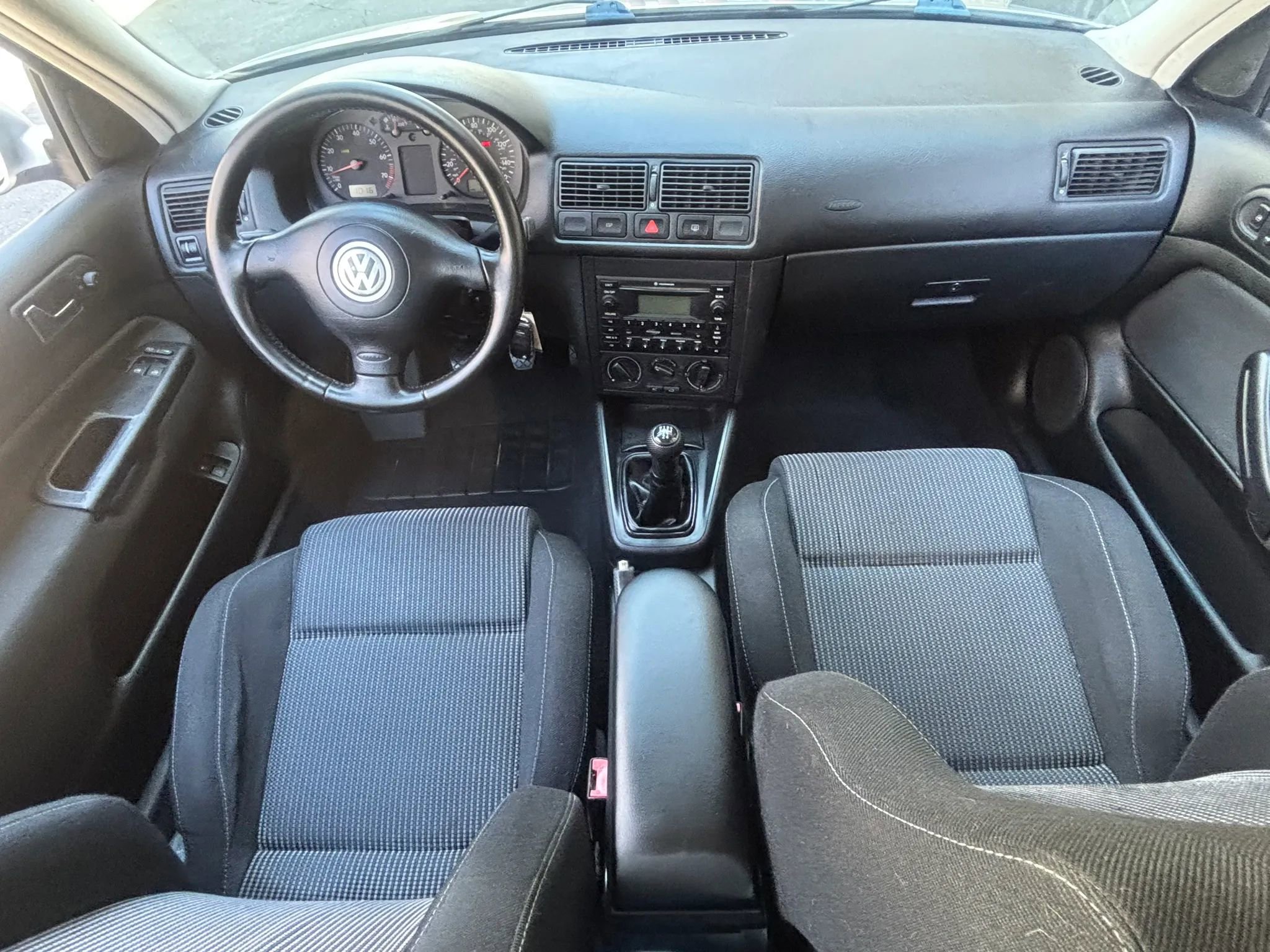 Used 2004 Volkswagen GTI 1.8T FWD image 24