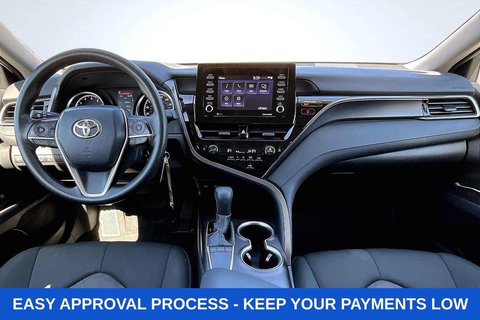 Used 2024 Toyota Camry LE image 10