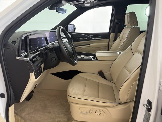 Certified 2023 Cadillac Escalade Premium Luxury w/ Performance Package AWD/4WD image 3