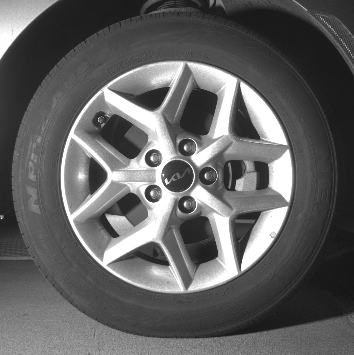 Used 2025 Kia Soul LX w/ LX Technology Package image 13