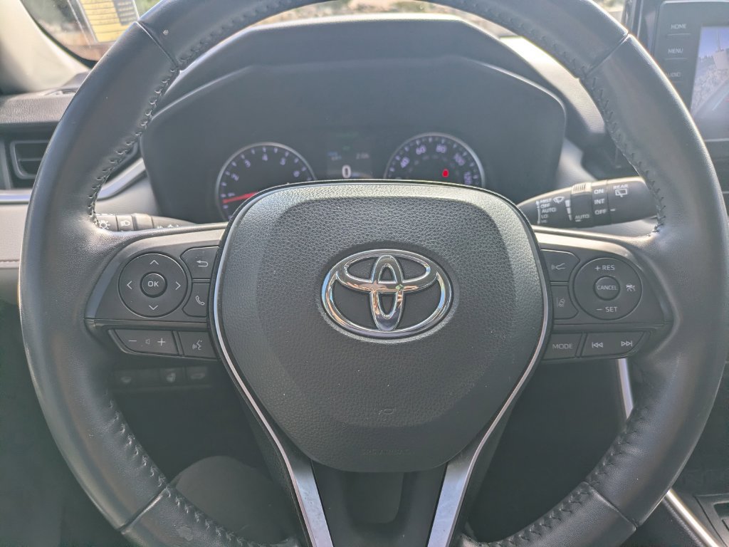 Used 2020 Toyota RAV4 XLE w/ Convenience Package AWD/4WD image 23