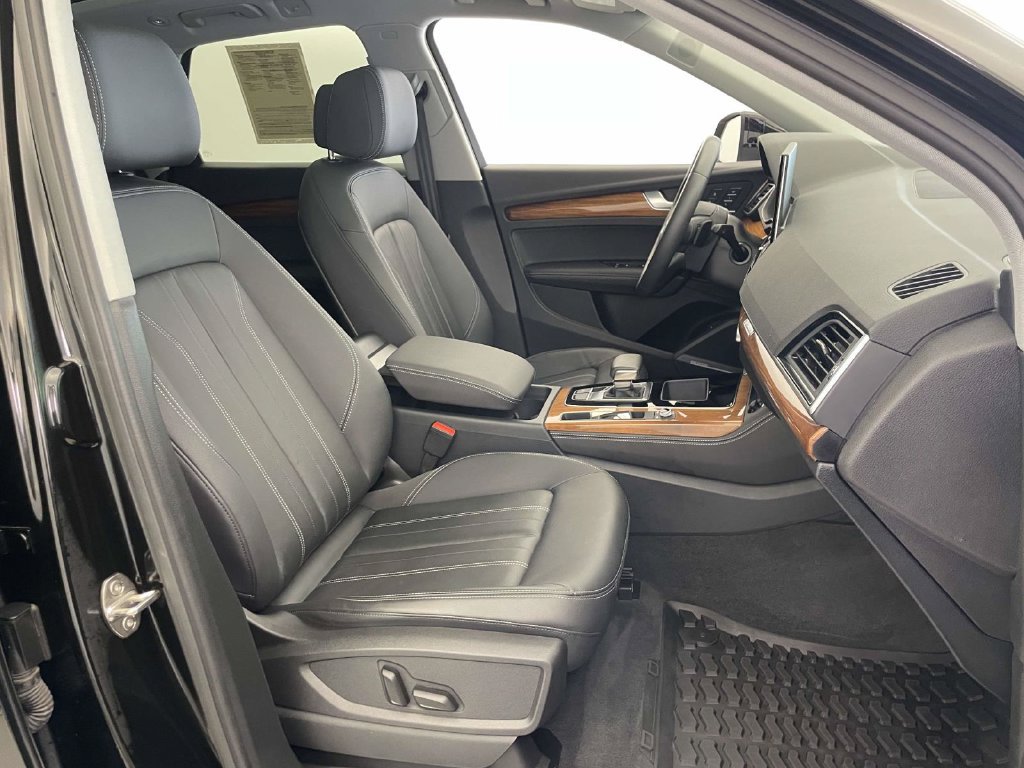 Certified 2023 Audi Q5 2.0T Premium Plus w/ Premium Plus Package AWD/4WD image 23
