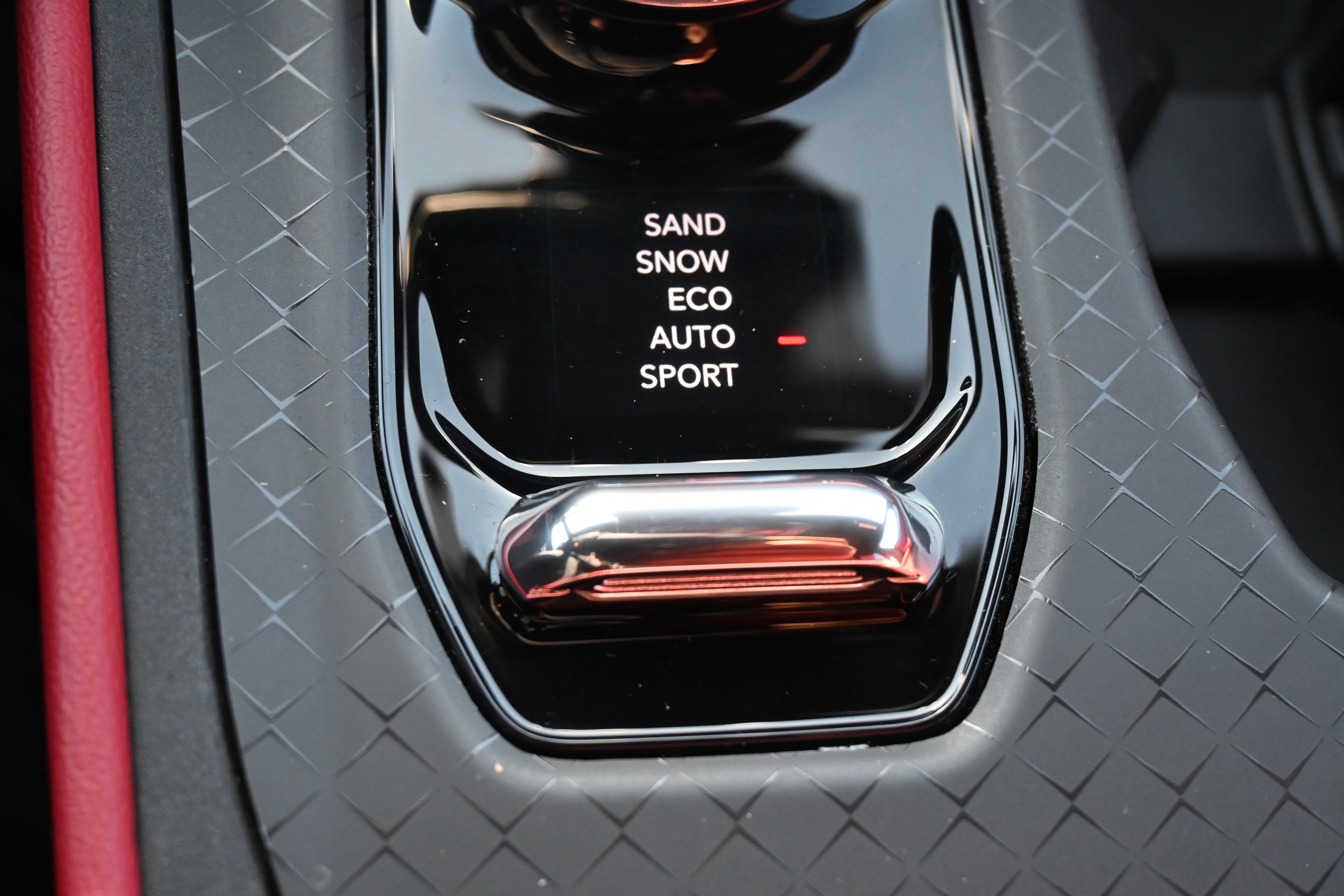 Used 2024 Jeep Wagoneer Launch Edition image 31