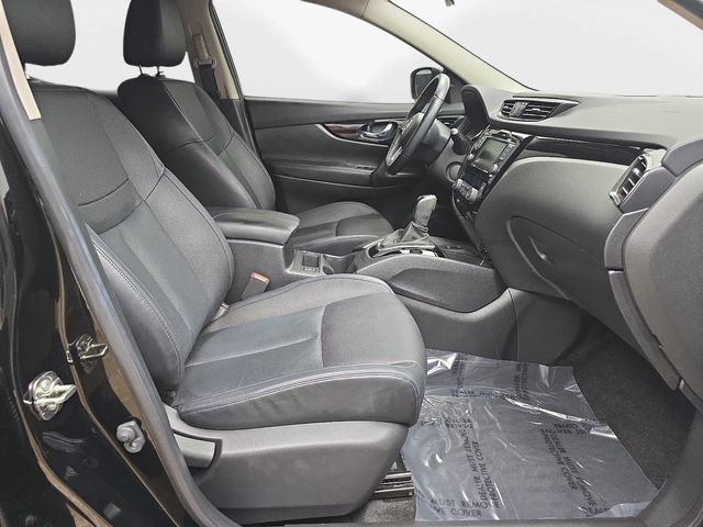 Used 2022 Nissan Rogue Sport SL AWD/4WD image 36