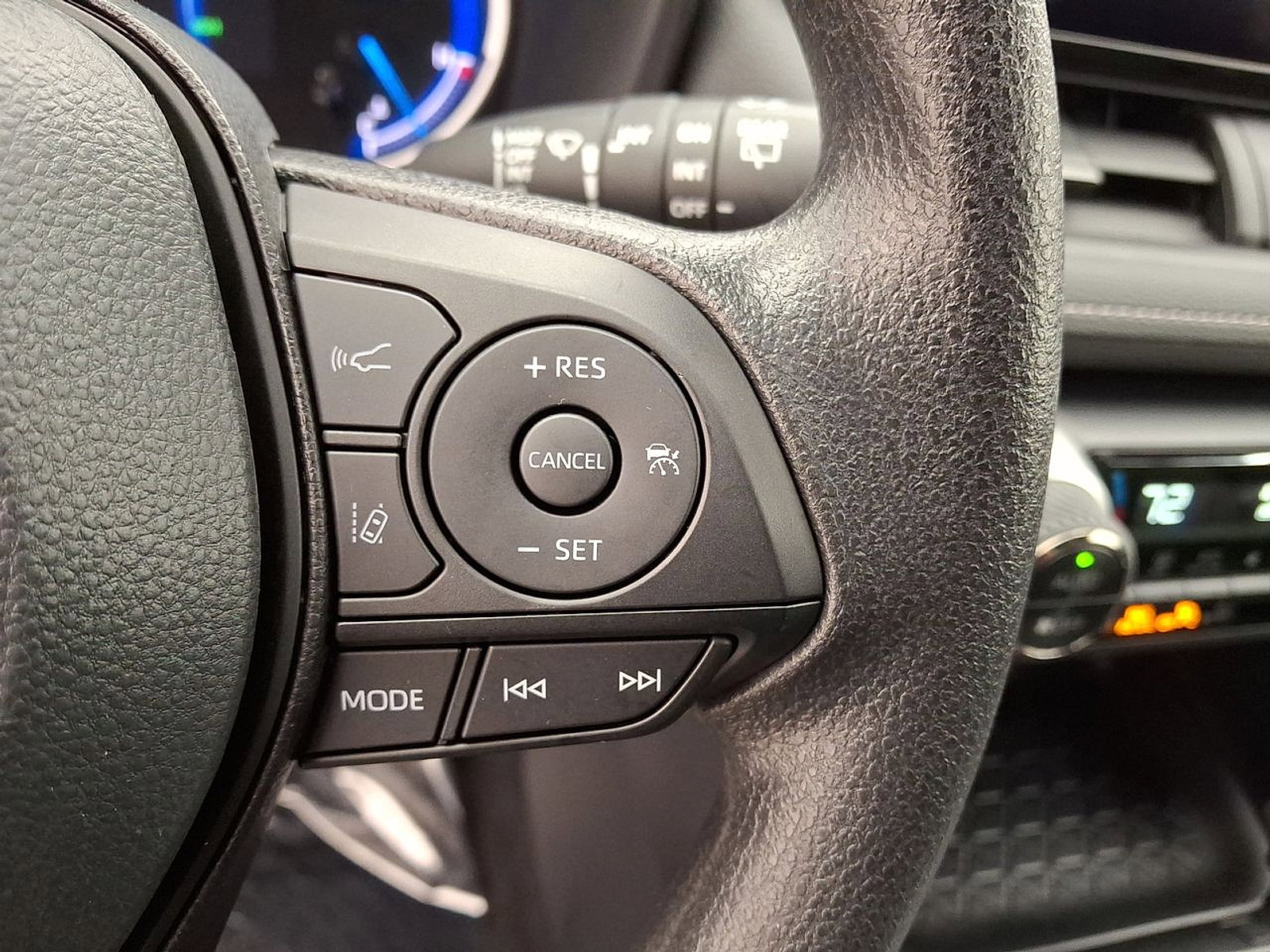 Certified 2025 Toyota RAV4 XLE image 18