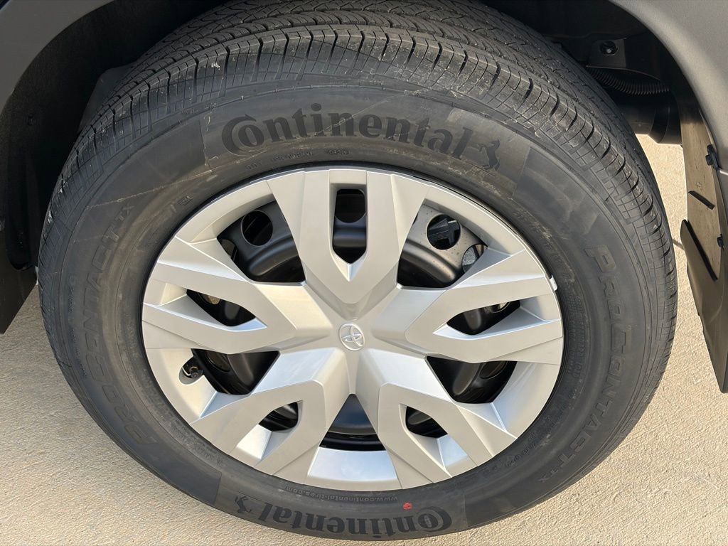 New 2026 Toyota Corolla Cross L image 22