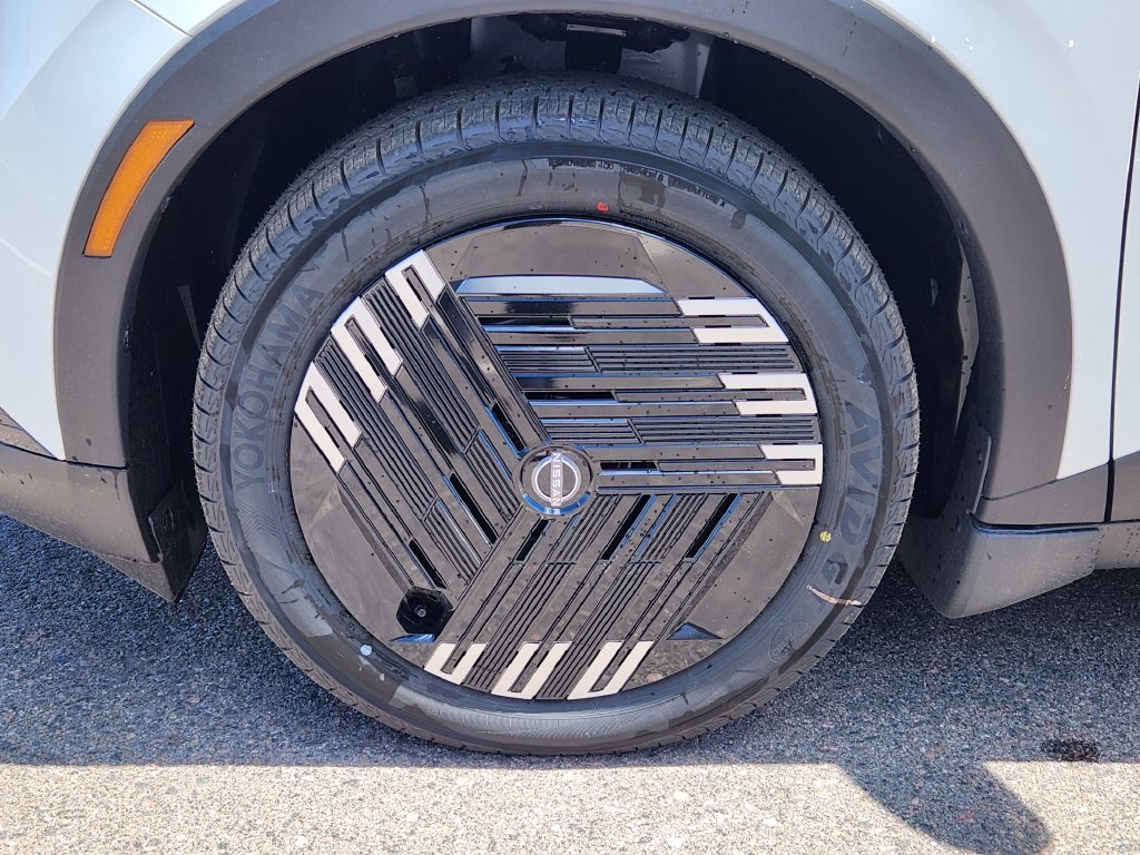 New 2026 Nissan Leaf w/ Floor Mat Package (S+) FWD image 9