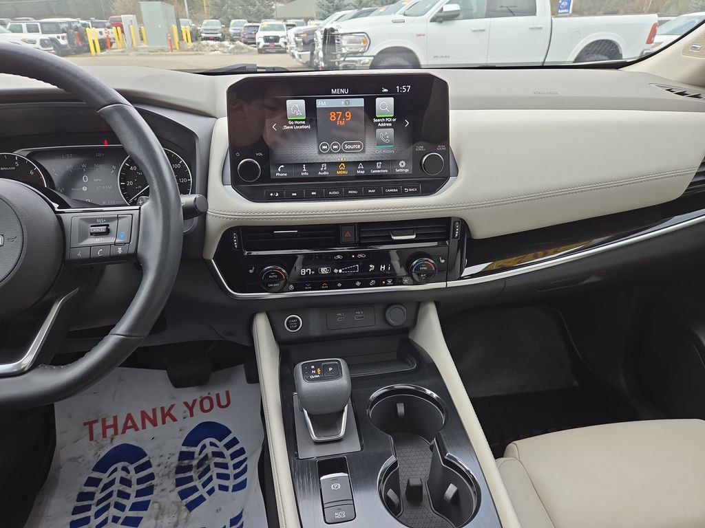 Used 2023 Nissan Rogue SL w/ SL Premium Package image 22