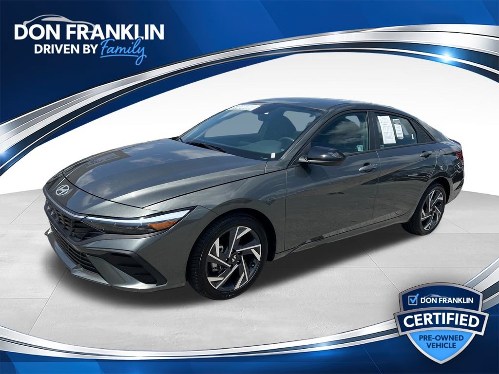 Used 2025 Hyundai Elantra Sport w/ Cargo Package