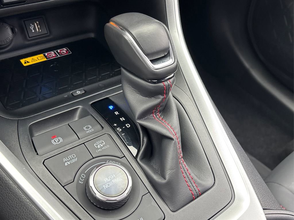 Used 2024 Toyota RAV4 XSE image 34