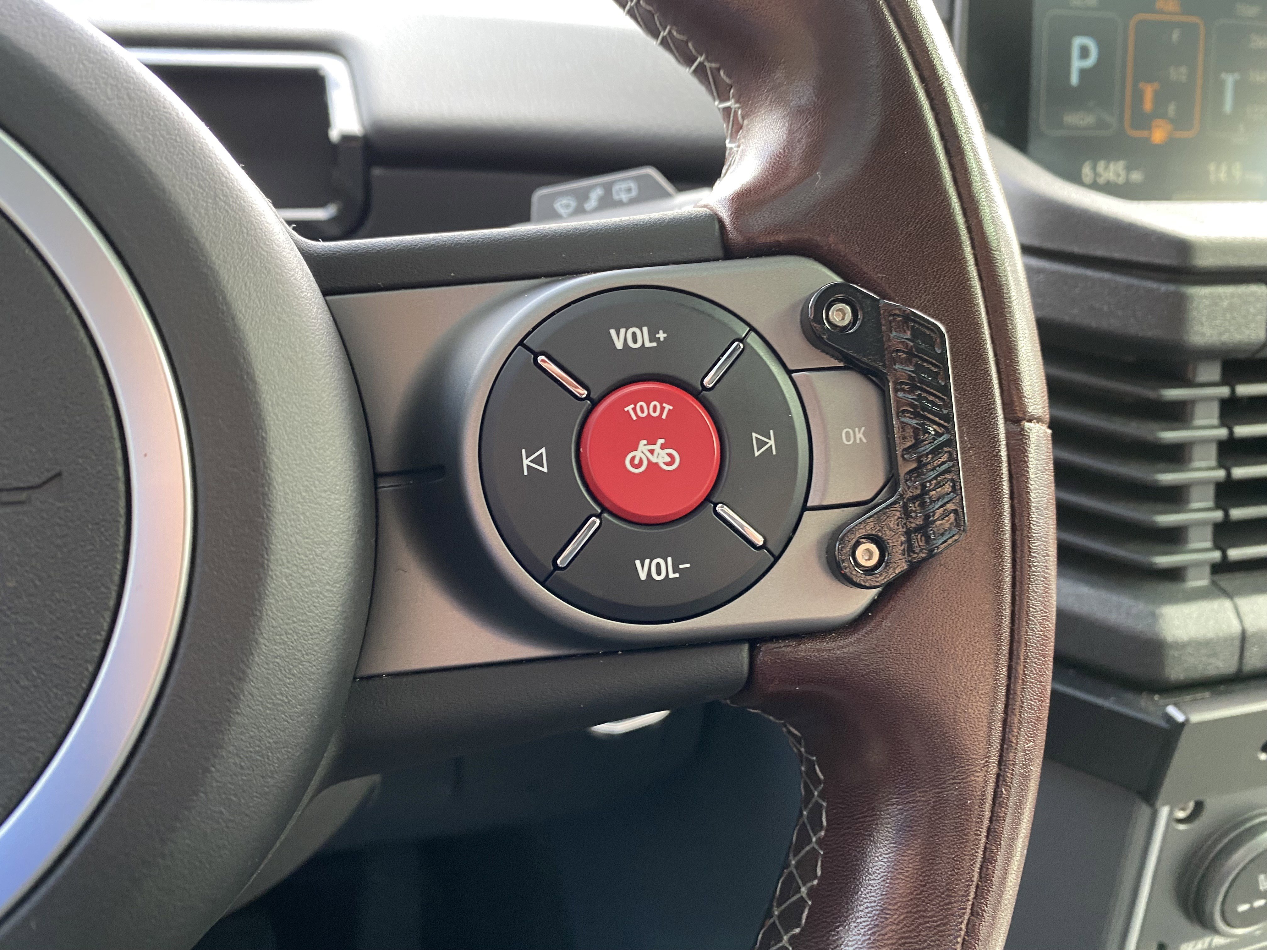 Used 2024 INEOS Grenadier image 19