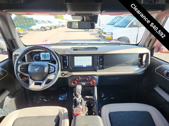 Used 2023 Ford Bronco Wildtrak image 29