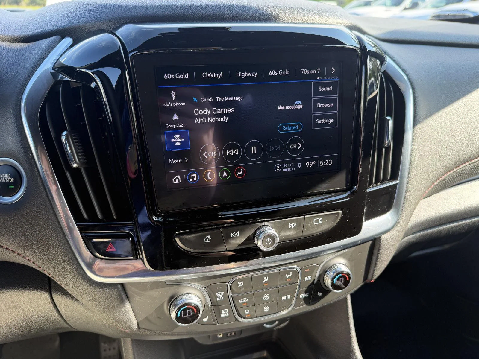 Used 2023 Chevrolet Traverse RS AWD/4WD image 11