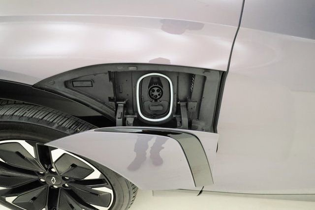 Used 2024 Chevrolet Blazer EV RS image 8