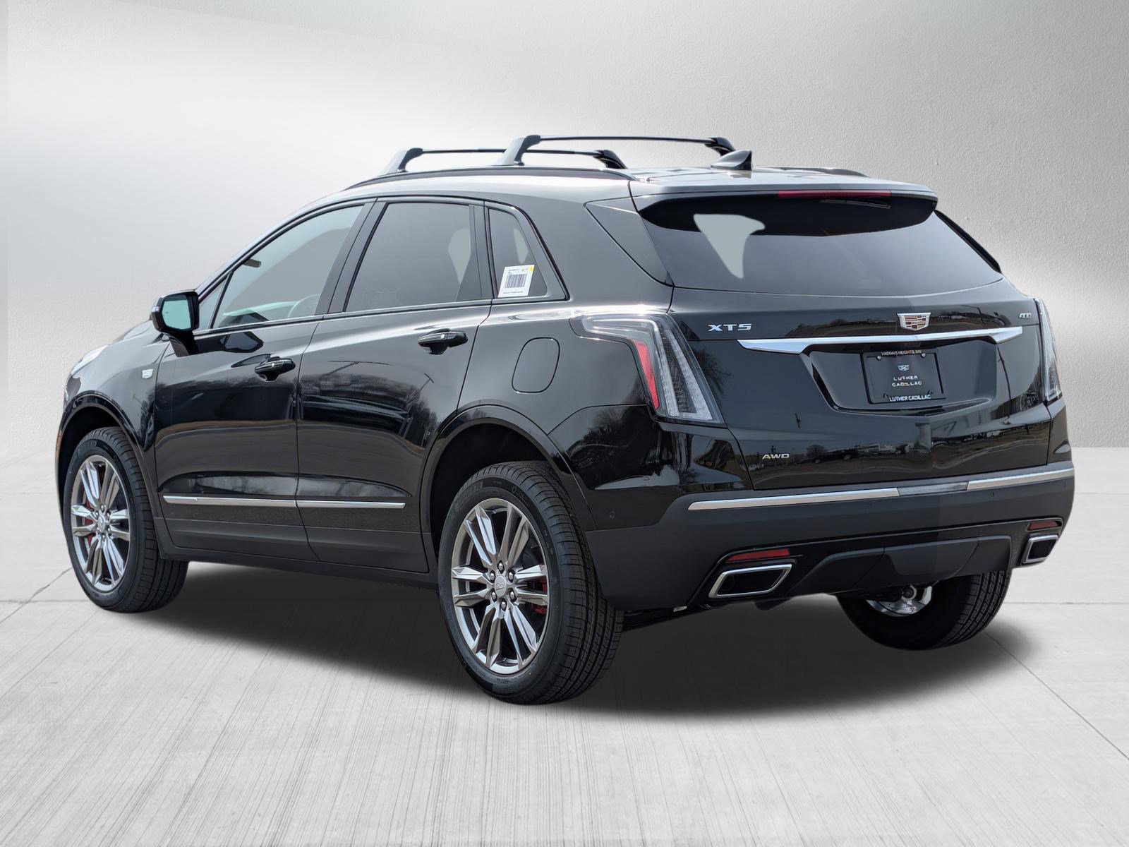 New 2026 Cadillac XT5 Sportv w/ LPO, Floor Liner Package image 4