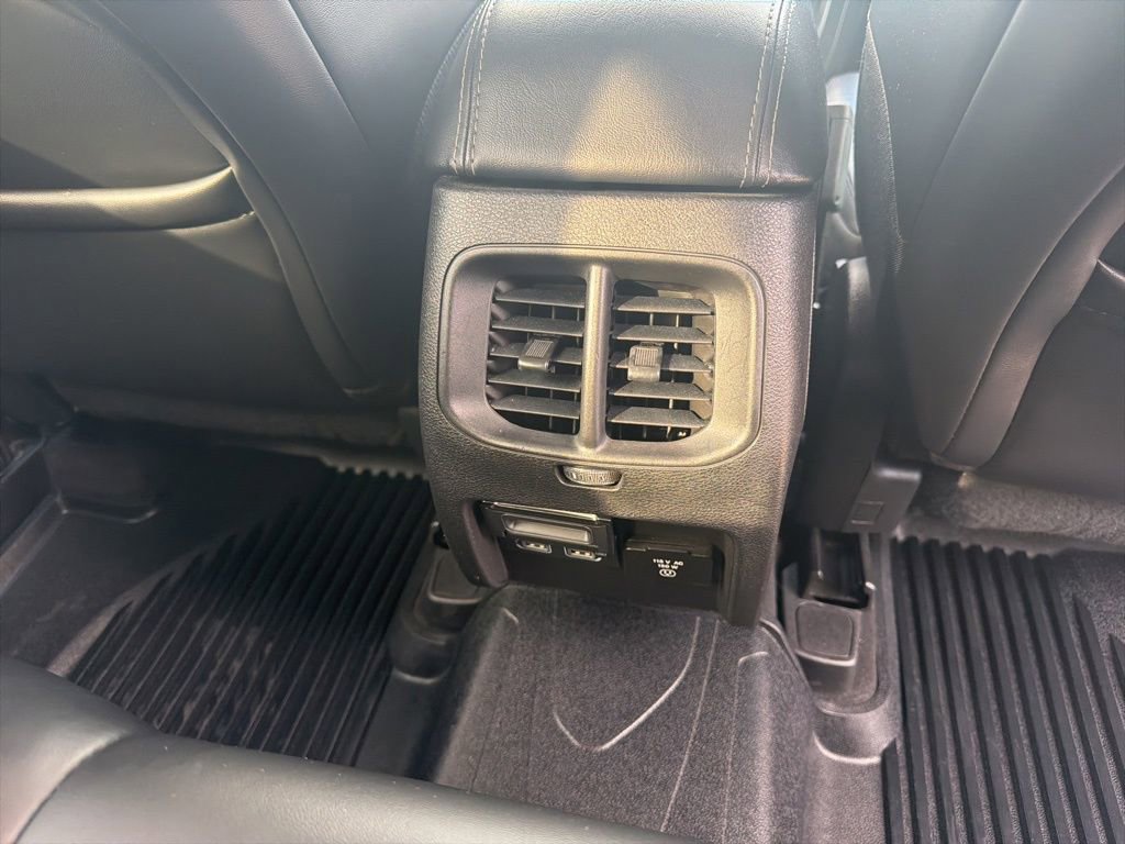 Used 2019 Jeep Cherokee Limited image 43