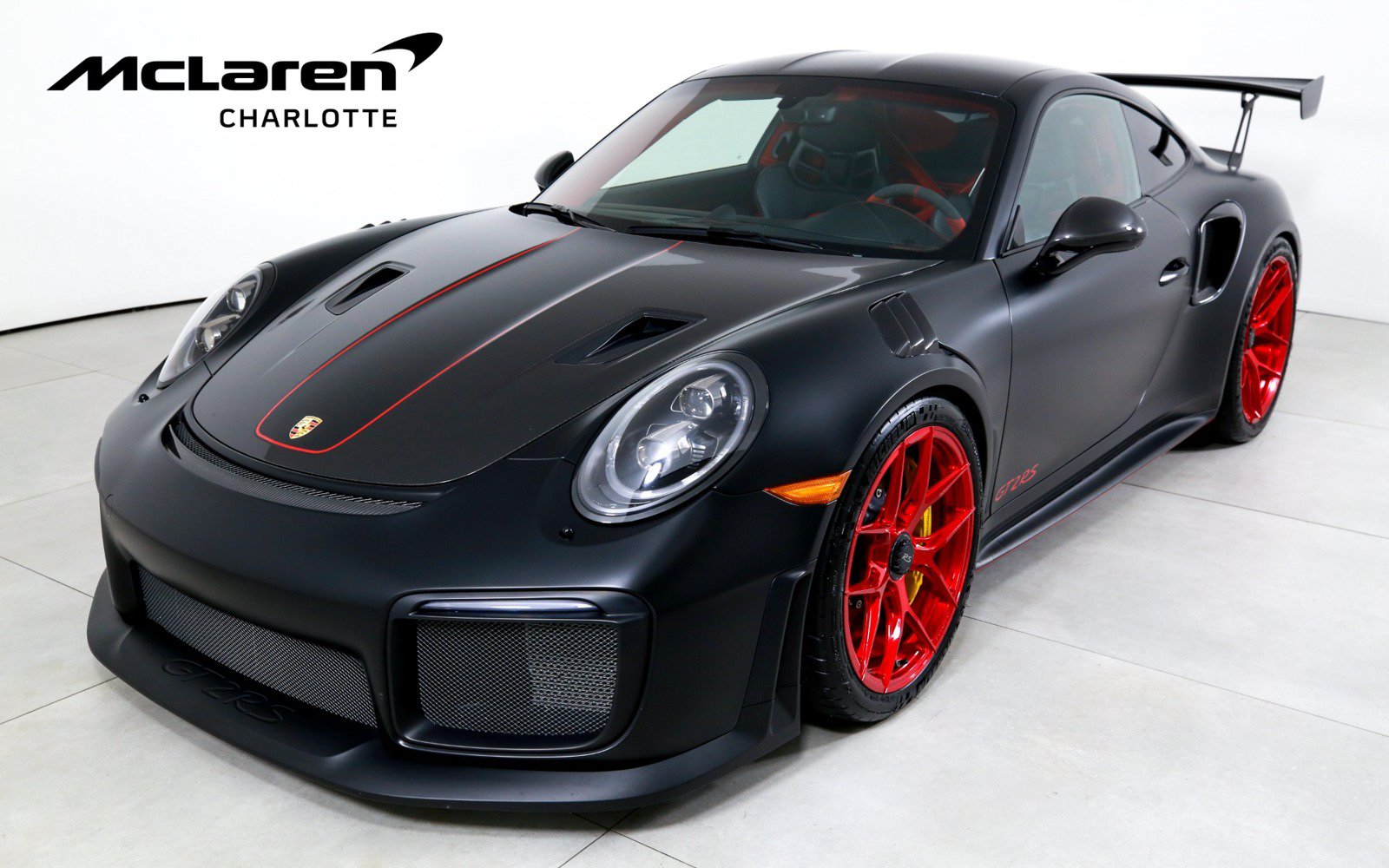 Used 2018 Porsche 911 GT2 RS RWD image 1