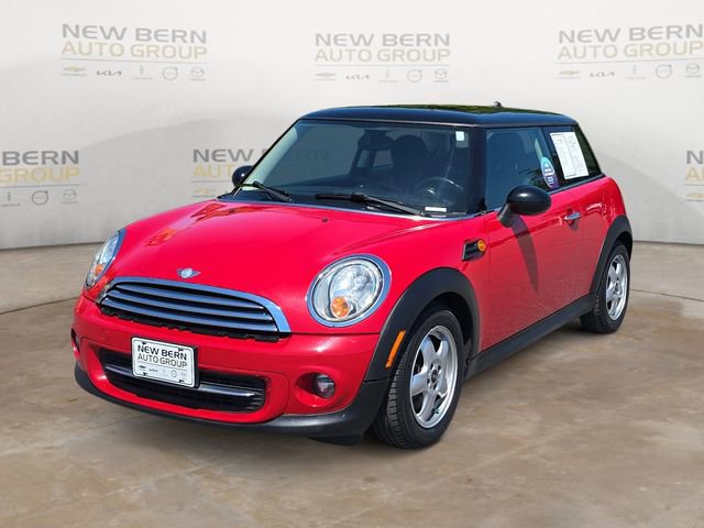 Used 2011 MINI Cooper Hardtop FWD image 1
