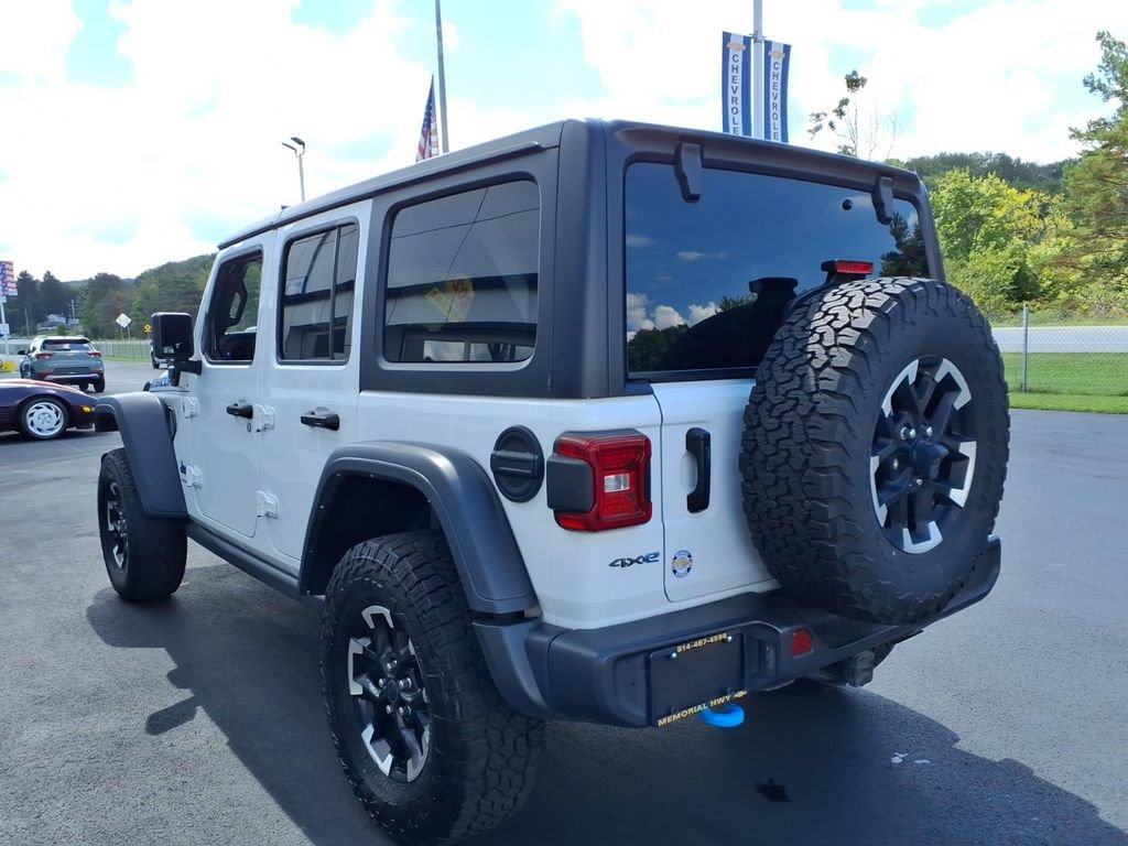 Used 2024 Jeep Wrangler Unlimited Rubicon 4xe AWD/4WD image 5