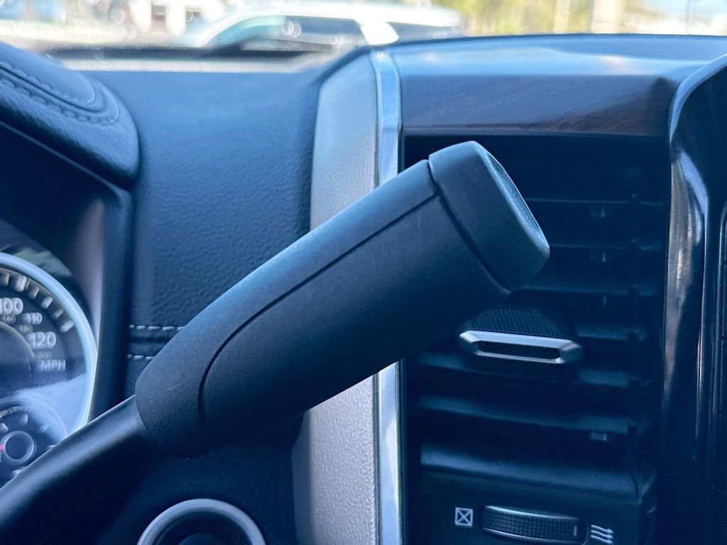 Used 2024 RAM 3500 Laramie w/ Chrome Bumper Package image 18