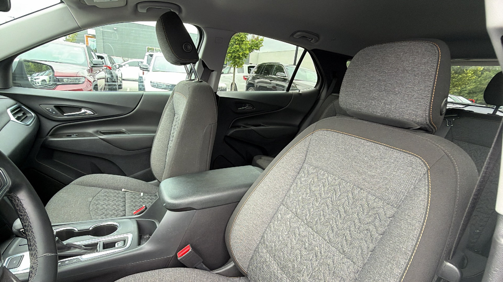 Used 2024 Chevrolet Equinox LT AWD/4WD image 17