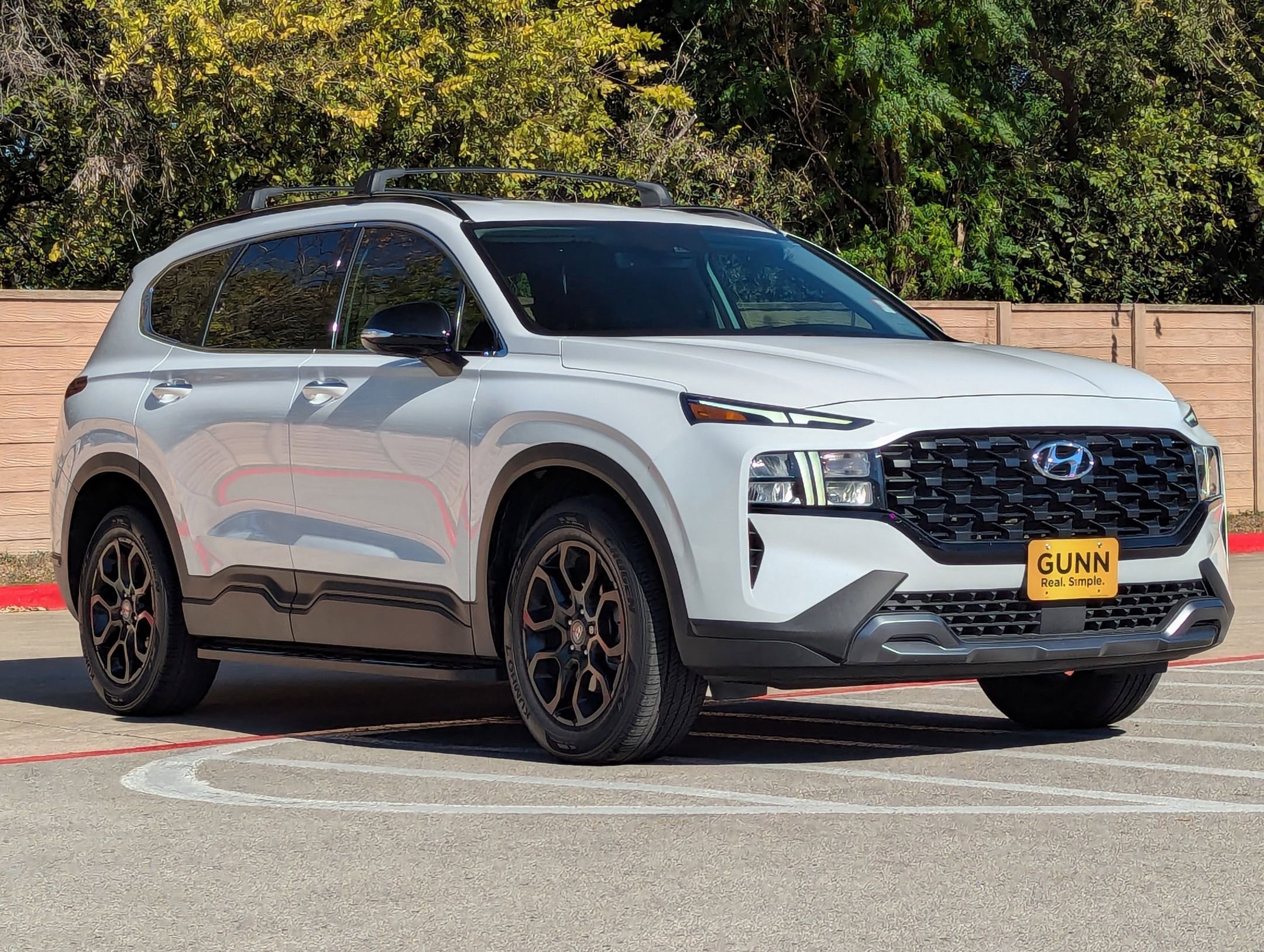 Used 2022 Hyundai Santa Fe XRT image 2