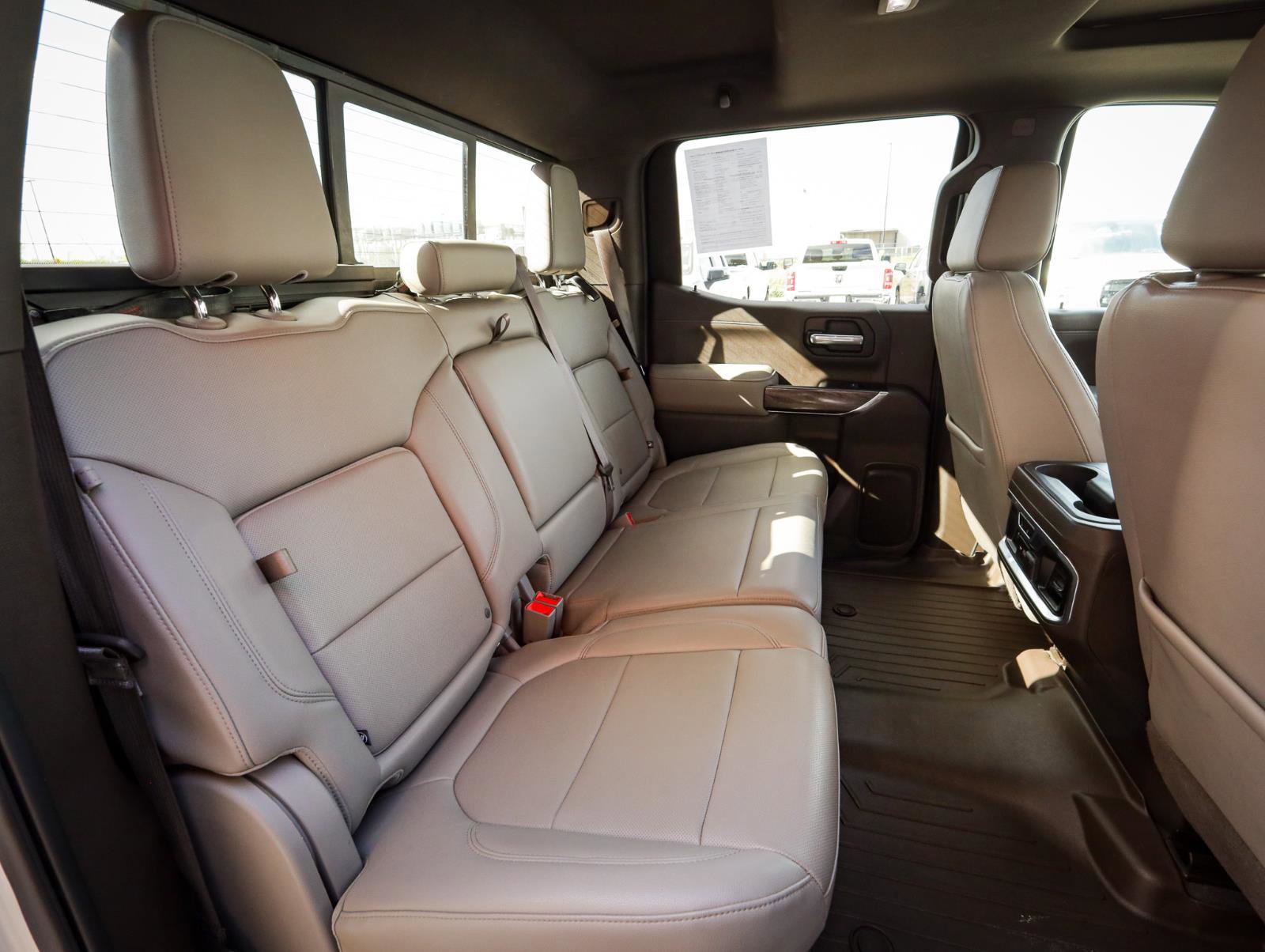 Used 2019 Chevrolet Silverado 1500 LTZ w/ LTZ Plus Package AWD/4WD image 27