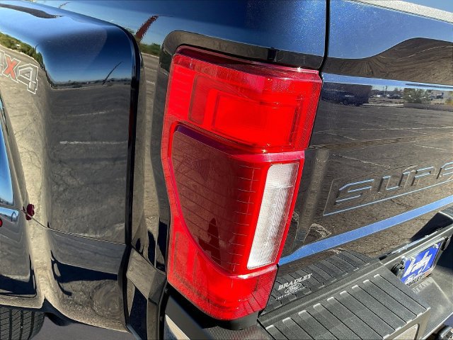 Used 2022 Ford F350 Lariat w/ Lariat Ultimate Package AWD/4WD image 26